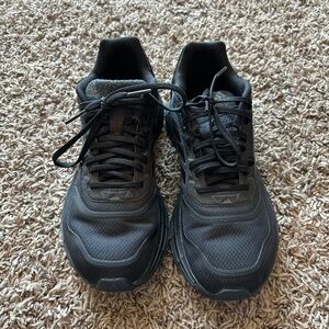 Men's Black Athletic Shoes